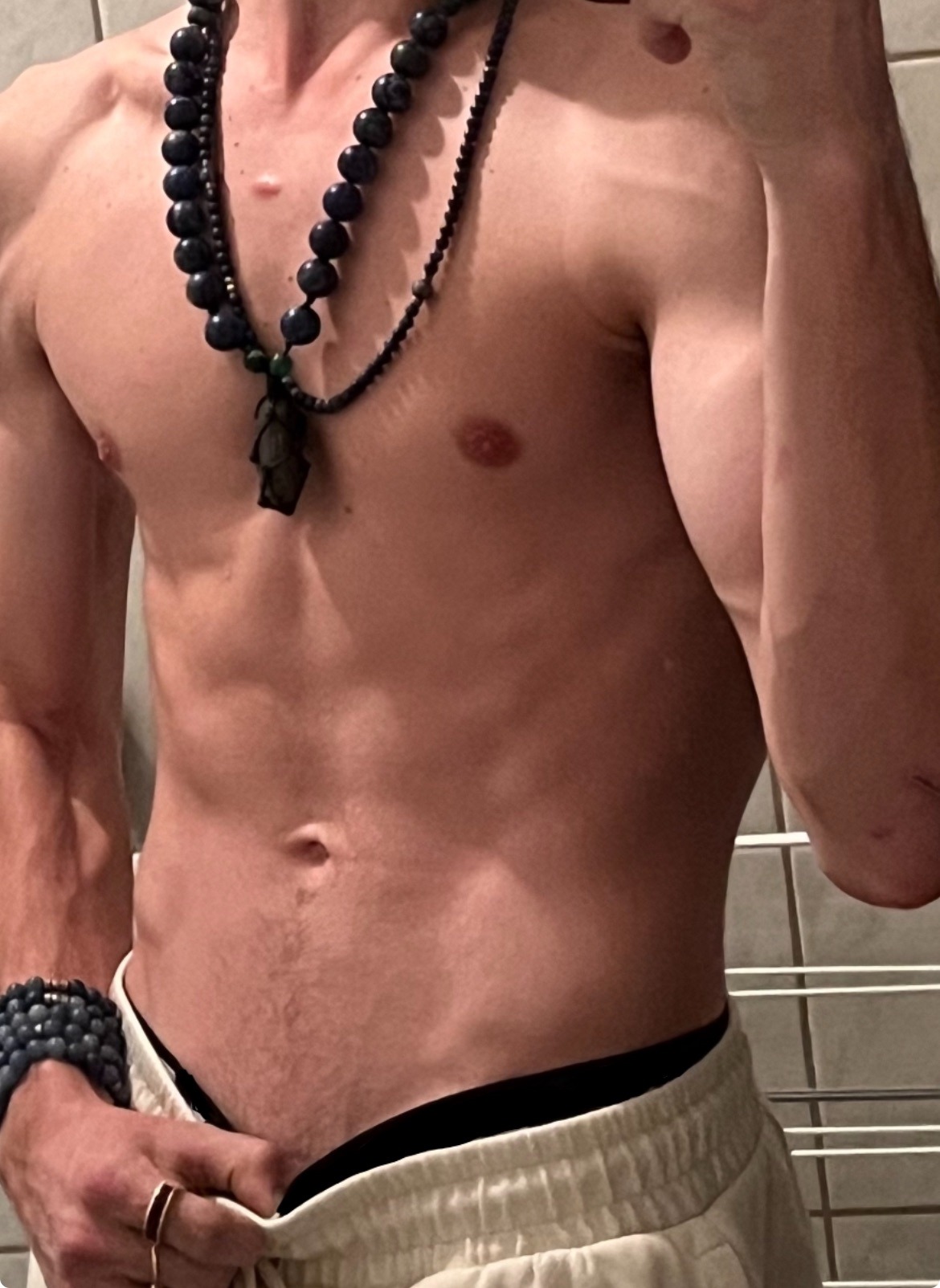 Raian - Lille - Anvers | Rencontre Mature